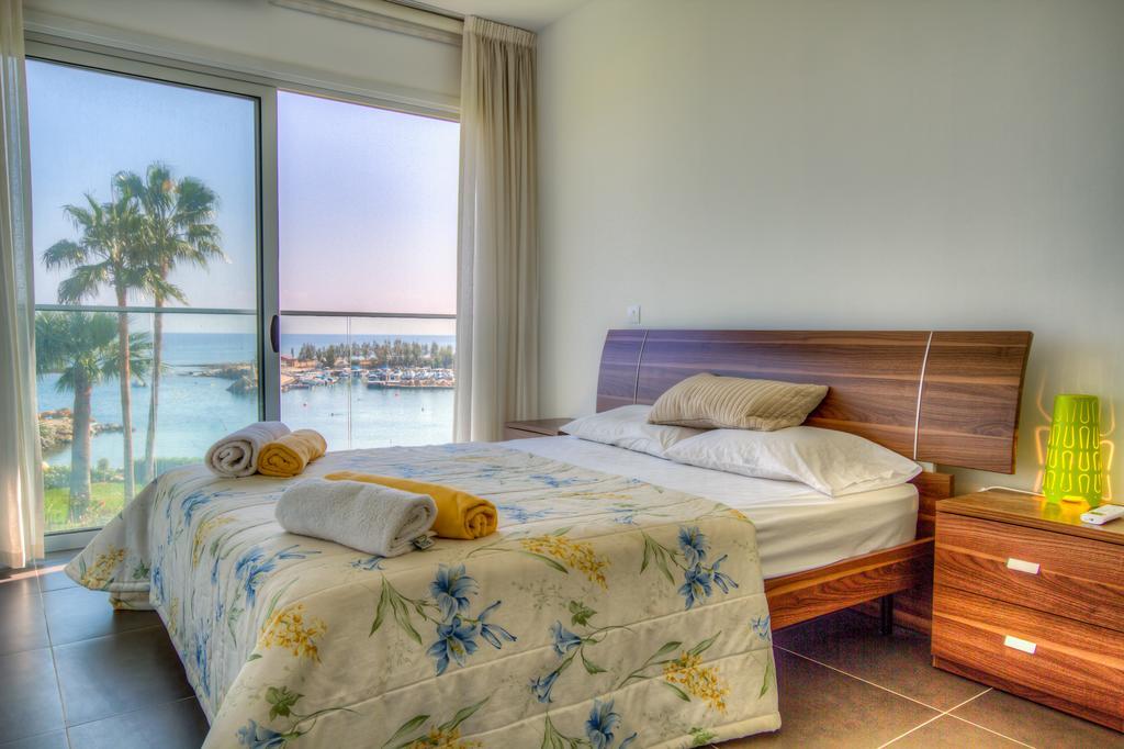 Beachfront Trident Protaras Cameră foto